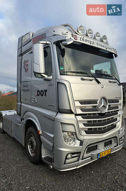 Тягач Mercedes-Benz Actros 2016 в Житомирі