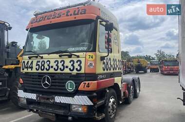 Тягач Mercedes-Benz Actros 1999 в Києві