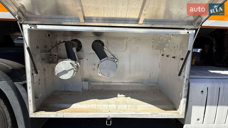 Бензовоз Mercedes-Benz Actros 2013 в Виннице