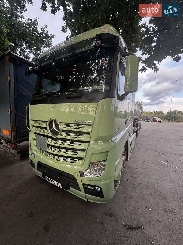 Mercedes-Benz Actros 2012