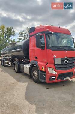 Тягач Mercedes-Benz Actros 2015 в Дніпрі