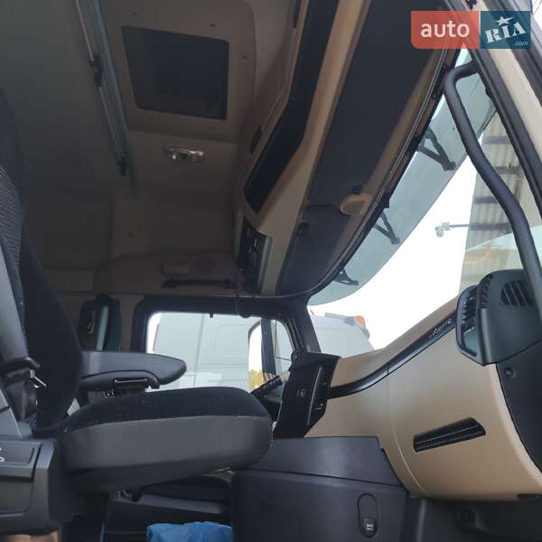 Тягач Mercedes-Benz Actros 2011 в Тячеве