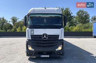 Тягач Mercedes-Benz Actros 2013 в Жовкве