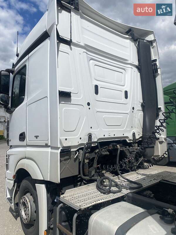Тягач Mercedes-Benz Actros 2014 в Днепре