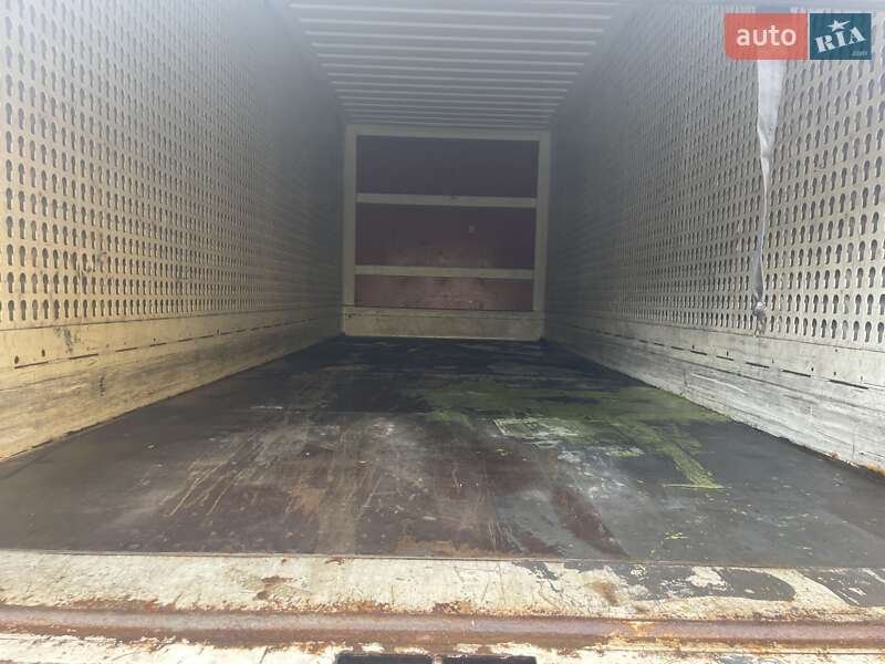 Контейнеровоз Mercedes-Benz Actros 2021 в Черновцах