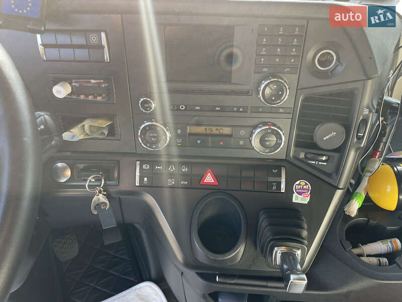 Тягач Mercedes-Benz Actros 2016 в Луцке