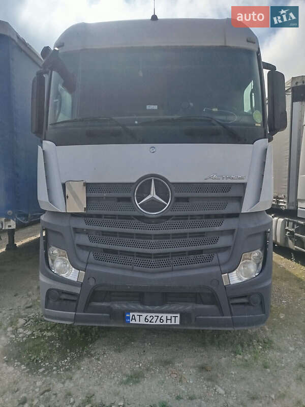 Тягач Mercedes-Benz Actros 2015 в Ивано-Франковске