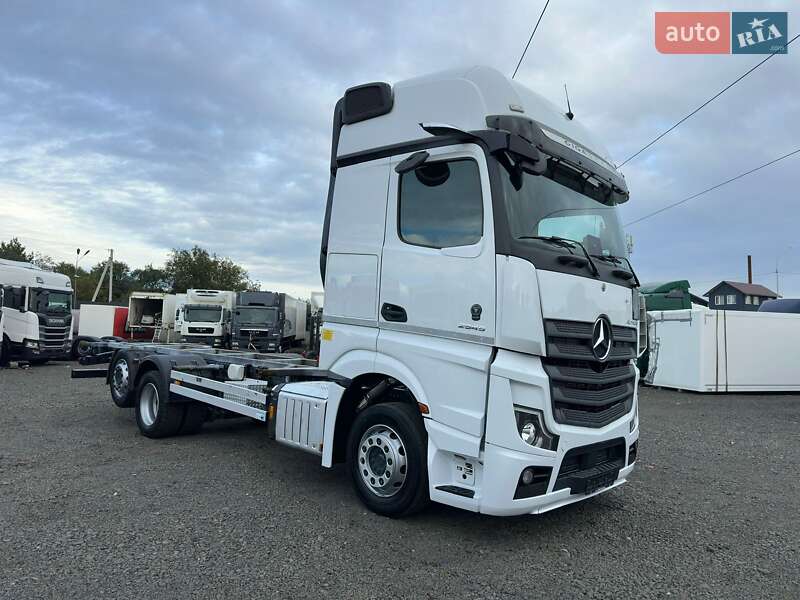 Mercedes-Benz Actros 2020