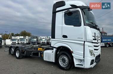 Контейнеровоз Mercedes-Benz Actros 2021 в Луцьку