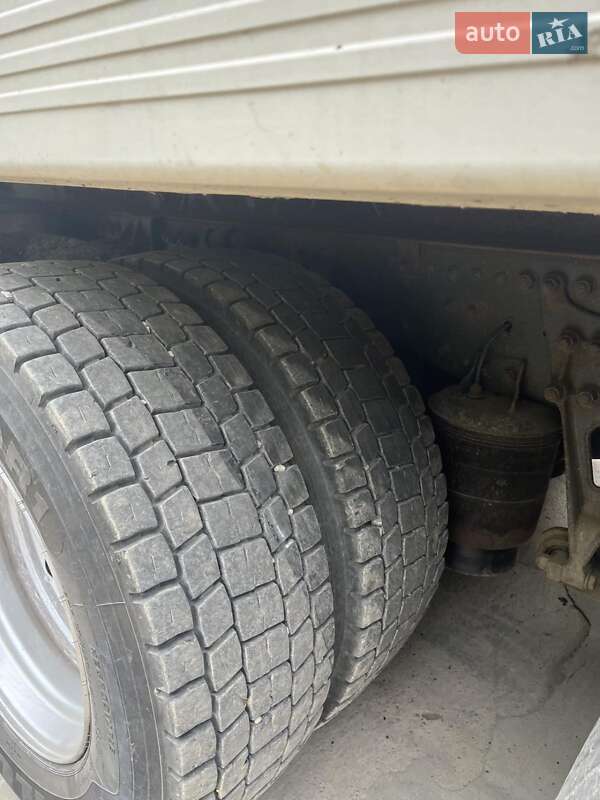 Грузовой фургон Mercedes-Benz Actros 2003 в Виноградове