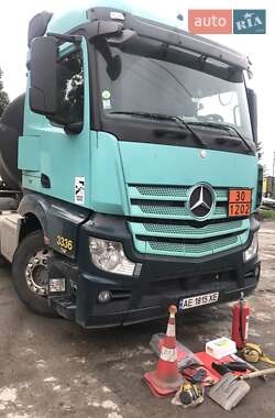 Тягач Mercedes-Benz Actros 2013 в Дніпрі