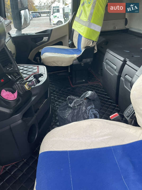 Тягач Mercedes-Benz Actros 2016 в Буче