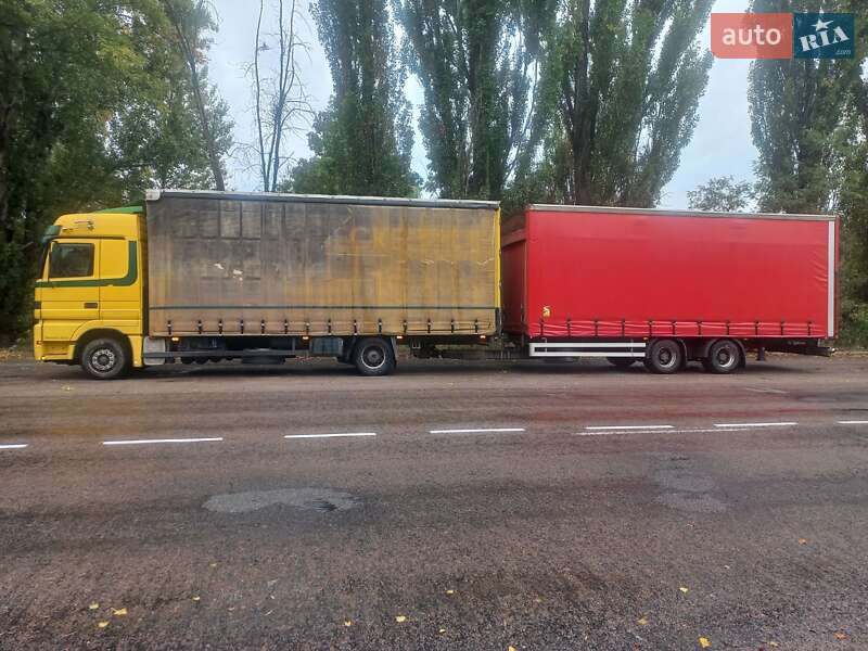 Тентованый Mercedes-Benz Actros 2000 в Березному