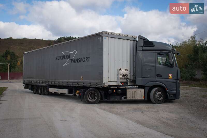 Тягач Mercedes-Benz Actros 2013 в Львове