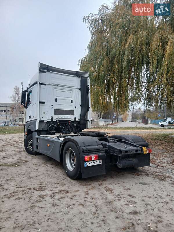 Тягач Mercedes-Benz Actros 2014 в Киеве фото 14 Тягач Mercedes-Benz Actros 2014 в Киеве