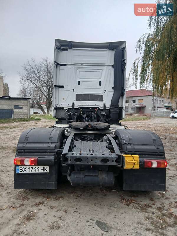 Тягач Mercedes-Benz Actros 2014 в Киеве фото 18 Тягач Mercedes-Benz Actros 2014 в Киеве