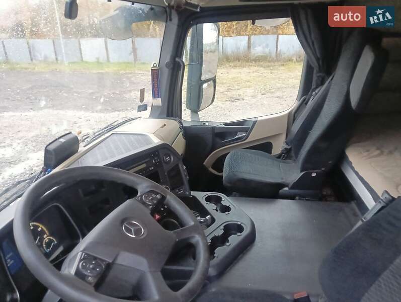 Автовоз Mercedes-Benz Actros 2015 в Киеве