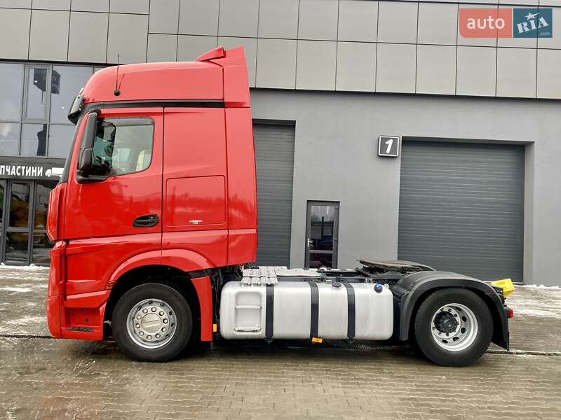 Тягач Mercedes-Benz Actros 2014 в Ровно