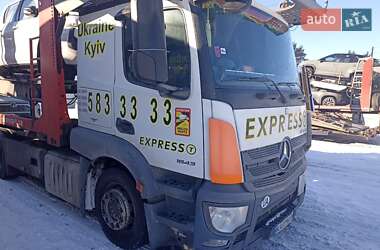 Тягач Mercedes-Benz Actros 2015 в Києві