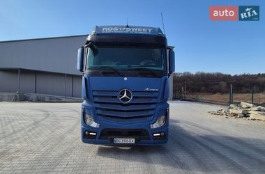 Тягач Mercedes-Benz Actros 2012 в Львові