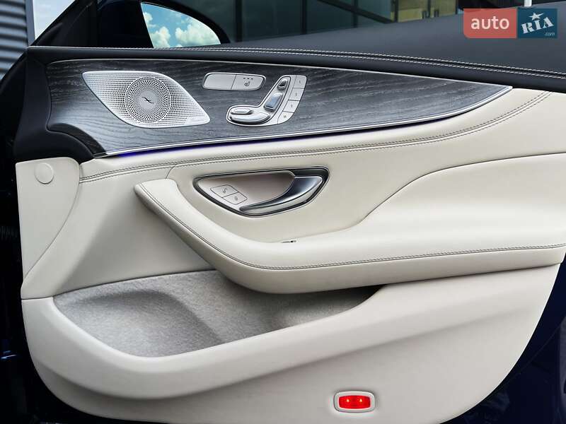 Купе Mercedes-Benz AMG GT 4-Door Coupe 2019 в Киеве фото 36 Купе Mercedes-Benz AMG GT 4-Door Coupe 2019 в Киеве