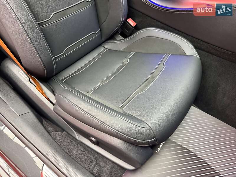 Купе Mercedes-Benz AMG GT 4-Door Coupe 2020 в Києві фото 60 Купе Mercedes-Benz AMG GT 4-Door Coupe 2020 в Києві