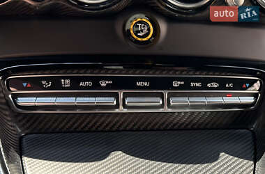 Купе Mercedes-Benz AMG GT 2019 в 