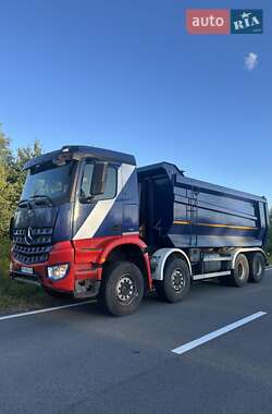 Самоскид Mercedes-Benz Arocs 2015 в Івано-Франківську