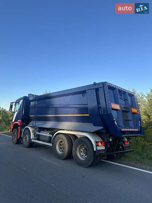 Самоскид Mercedes-Benz Arocs 2015 в Івано-Франківську