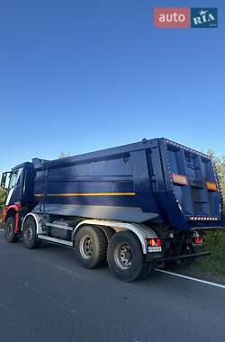 Самосвал Mercedes-Benz Arocs 2015 в 