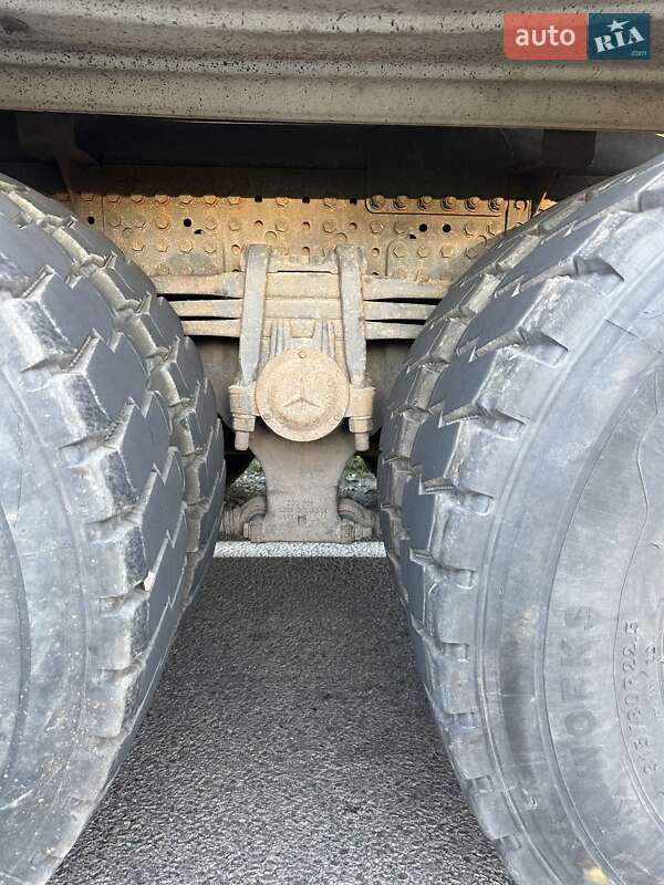 Самоскид Mercedes-Benz Arocs 2015 в Івано-Франківську