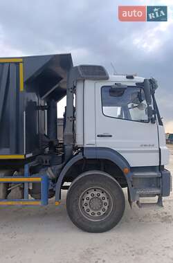 Самосвал Mercedes-Benz Arocs 2013 в 