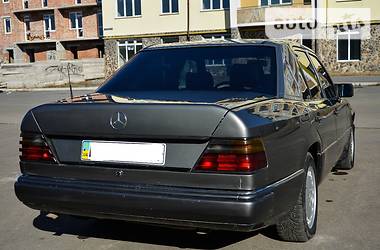 Седан Mercedes-Benz Atego 1992 в Стрые