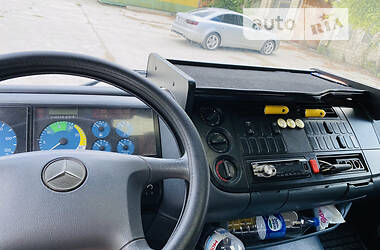 Вантажний фургон Mercedes-Benz Atego 2000 в Кам'янець-Подільському