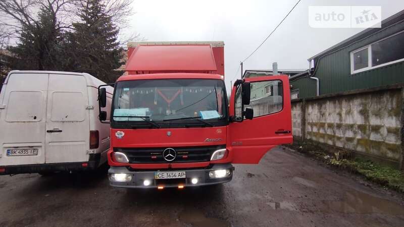 Вантажний фургон Mercedes-Benz Atego 2005 в Глибокій