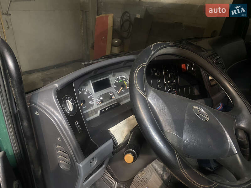 Бензовоз Mercedes-Benz Atego 2006 в Киеве