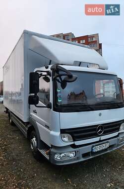 Вантажний фургон Mercedes-Benz Atego 2010 в 