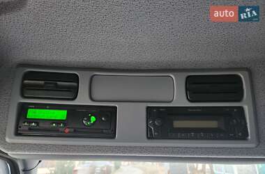 Вантажний фургон Mercedes-Benz Atego 2010 в 