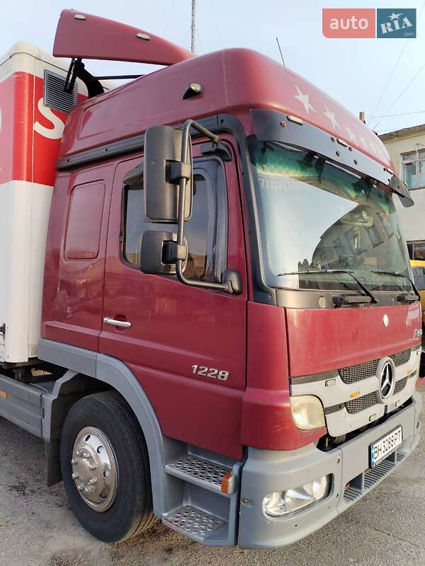 Вантажний фургон Mercedes-Benz Atego 2006 в Одесі