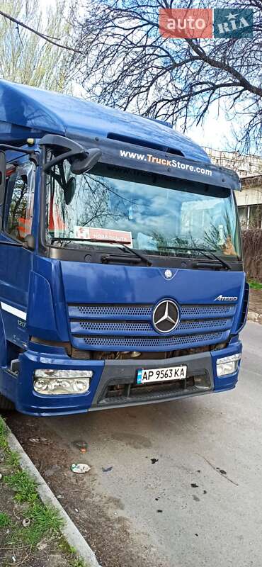 Грузовой фургон Mercedes-Benz Atego 2015 в 