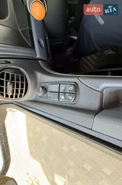 Грузовой фургон Mercedes-Benz Atego 2011 в 