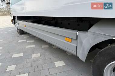 Грузовой фургон Mercedes-Benz Atego 2013 в 