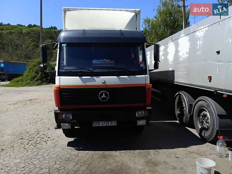 Грузовой фургон Mercedes-Benz Atego 1994 в Могилев-Подольске