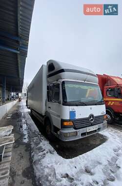 Інші вантажівки Mercedes-Benz Atego 2000 в 