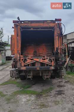 Сміттєвоз Mercedes-Benz Atego 2005 в 