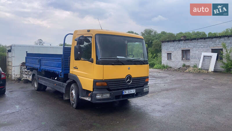 Самоскид Mercedes-Benz Atego 1999 в Львові