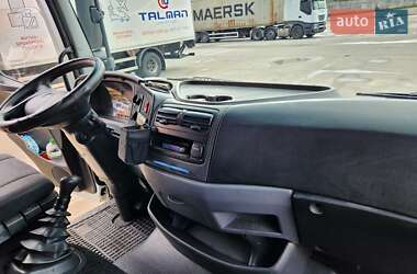 Вантажний фургон Mercedes-Benz Atego 2005 в 