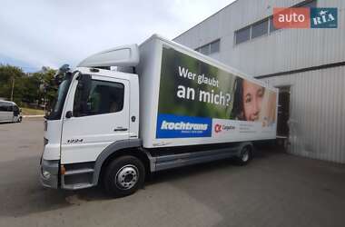 Грузовой фургон Mercedes-Benz Atego 2011 в 