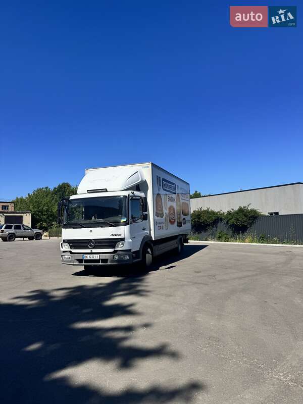 Грузовой фургон Mercedes-Benz Atego 2010 в Ровно