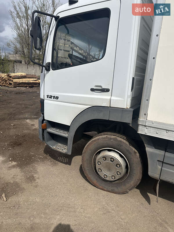 Другие грузовики Mercedes-Benz Atego 2004 в Кривом Роге
